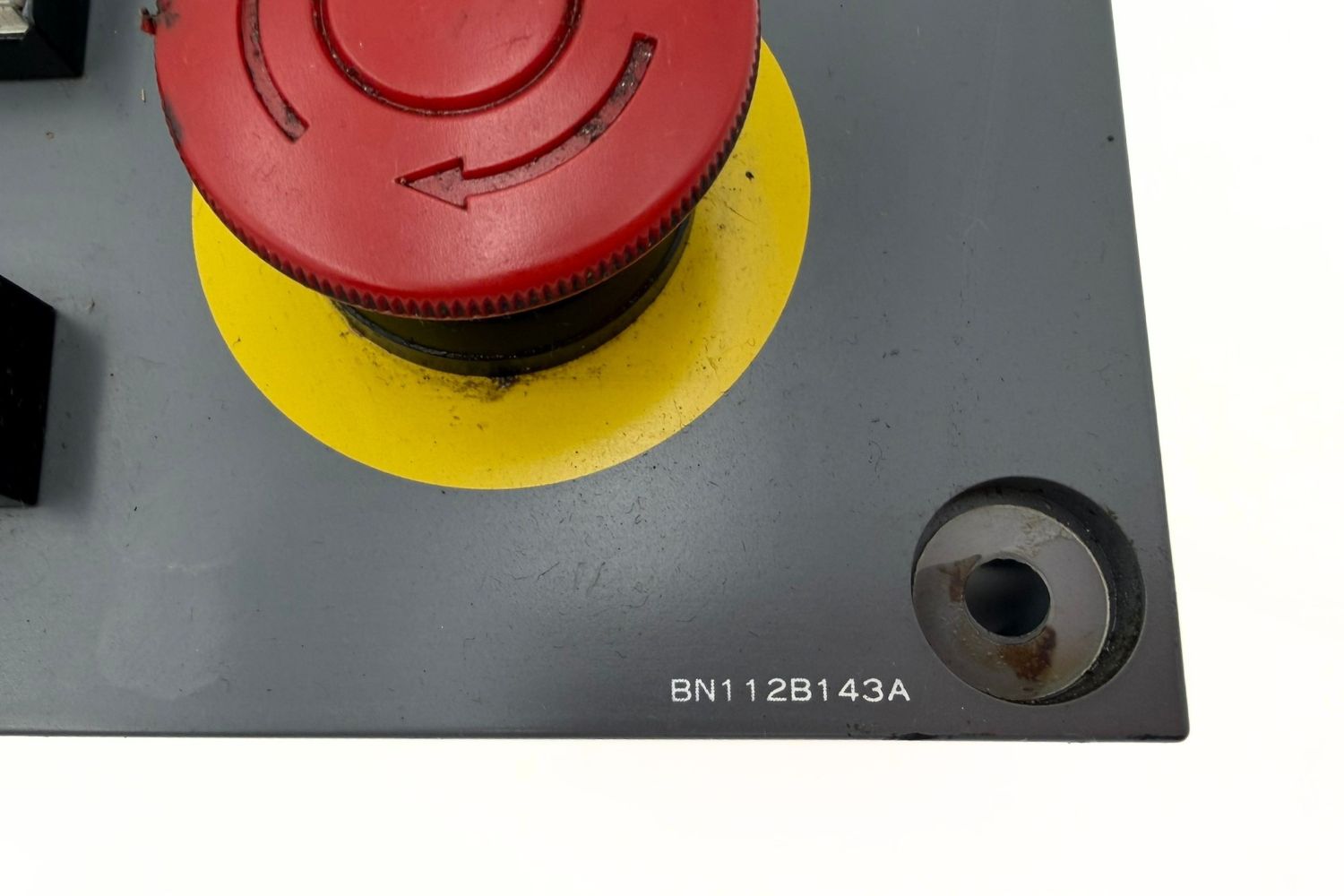 Mitsubishi 4YZ10B-3 Operation Board - Image 2