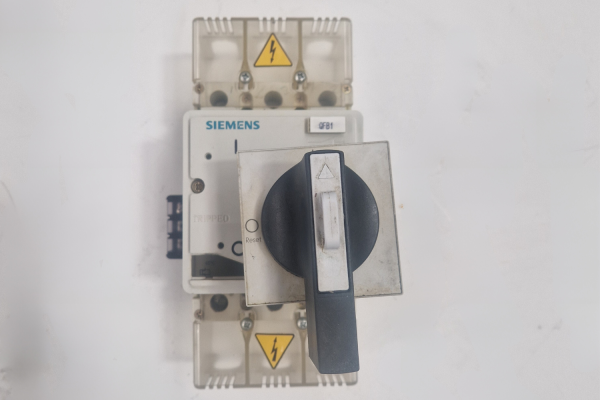 Siemens Main Breaker Switch