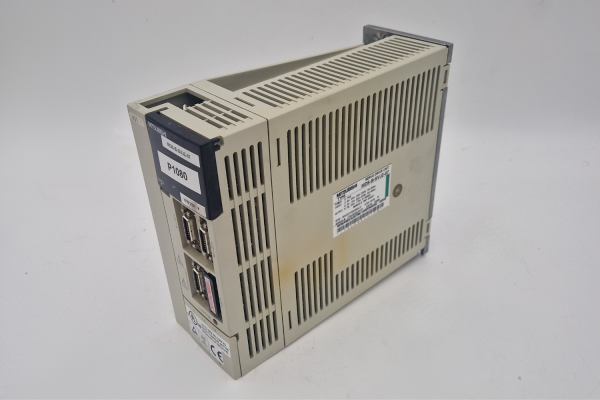 Mazak Mitsubishi MDS-B-SVJ2-07 Servo Drive Unit