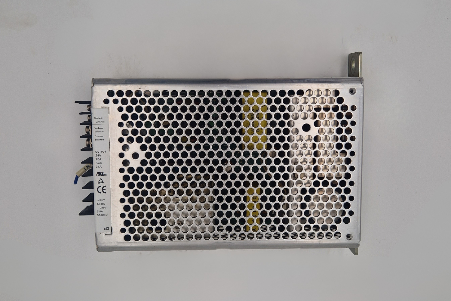 Cosel ADA600F-24 Power Supply.