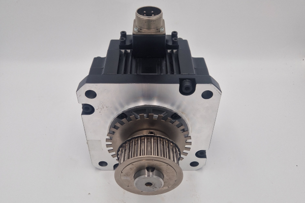 Mazak Mitsubishi HF-SP2024JKW04 Servo Motor inc Encoder.