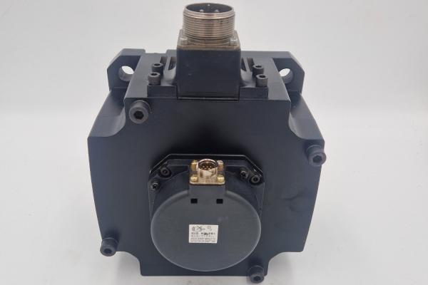 Mazak Mitsubishi HF-SP2024JKW04 Servo Motor inc Encoder.
