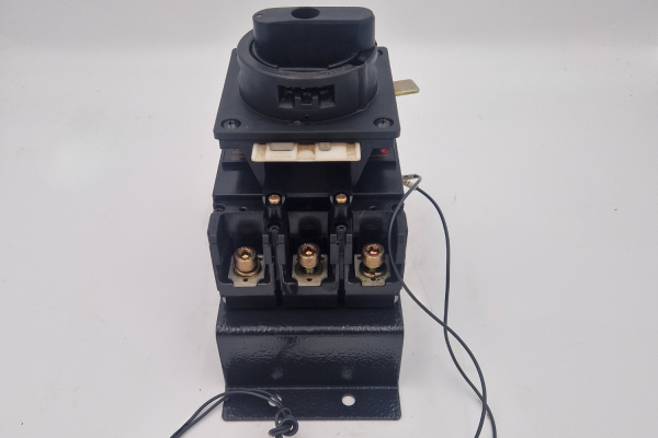 MAZAK Main Breaker Isolator.