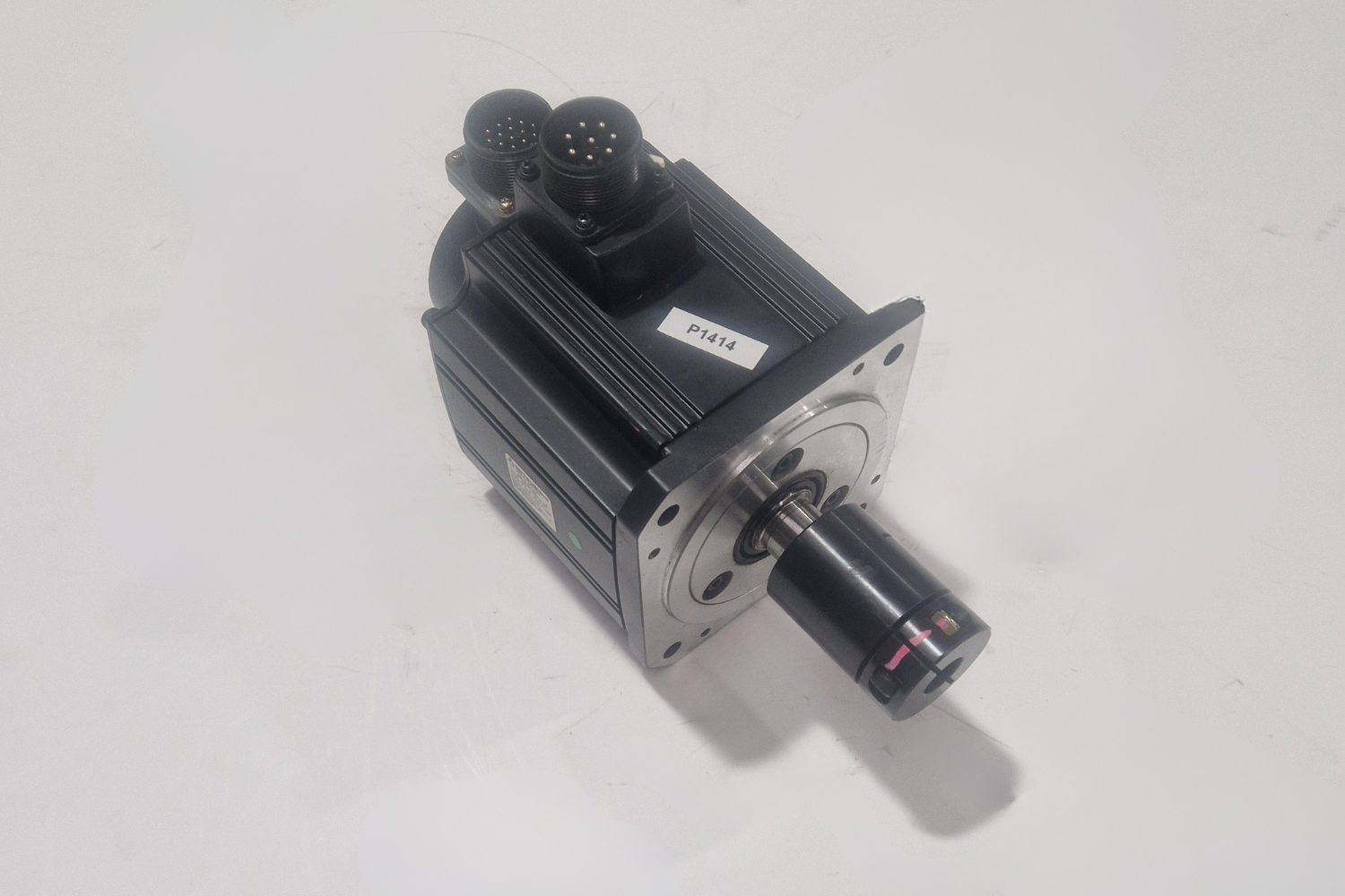 Mazak Mitsubishi AC Servo Motor HC153S-SZ.